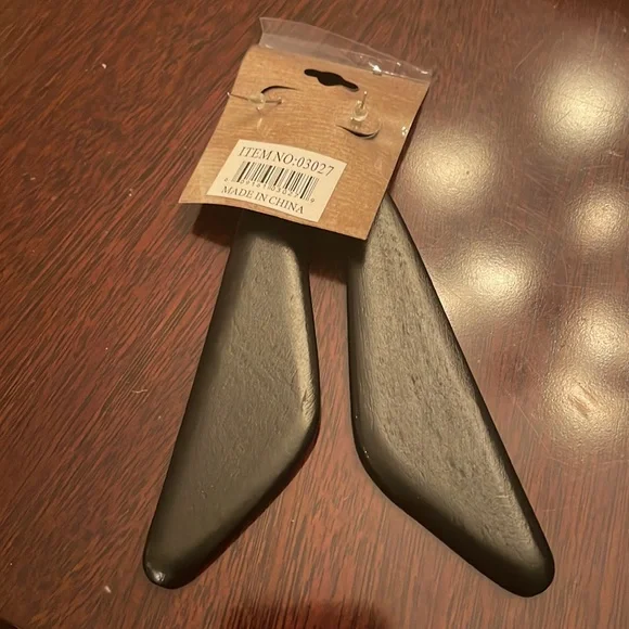 🍒4/$20 Black Natural Wood Geometric Earrings NWT - Picture 3 of 3